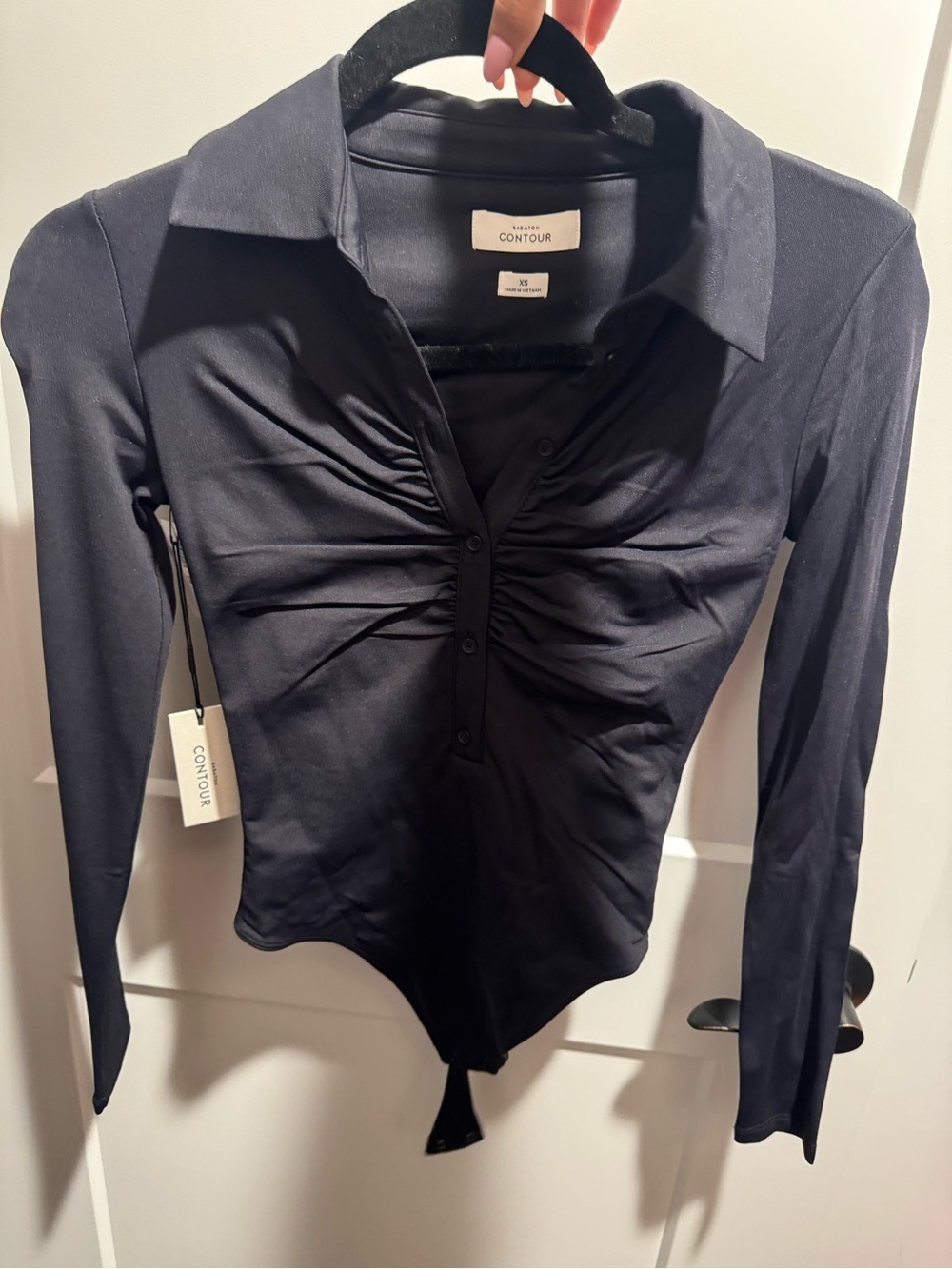 Aritzia Babaton Contour Speaker Bodysuit